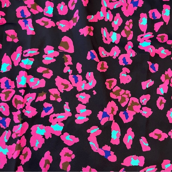 Diane Von Furstenberg pink and black cheetah print skirt size 8 - Picture 2 of 8